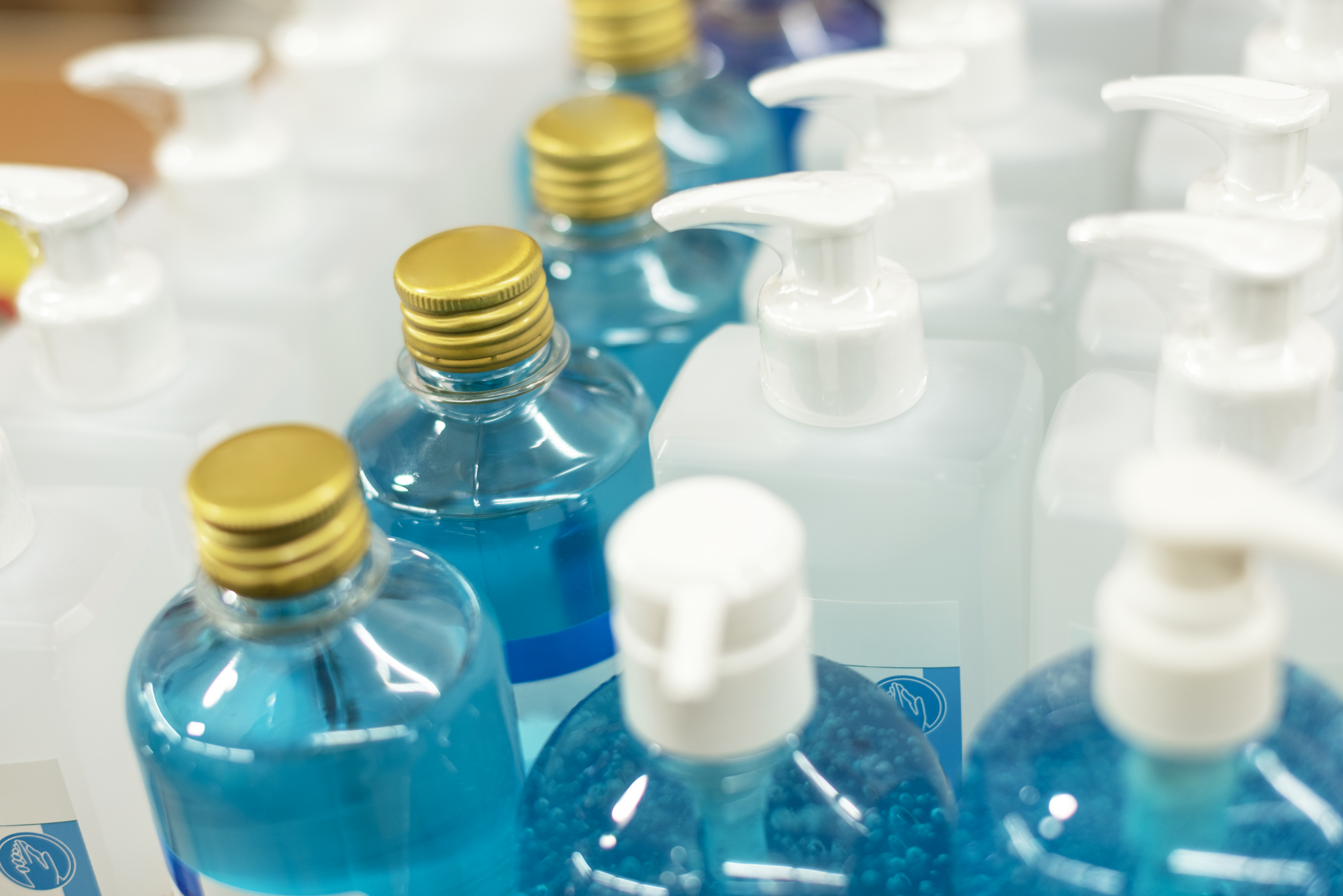 Servicios hand sanitizer in bottles
